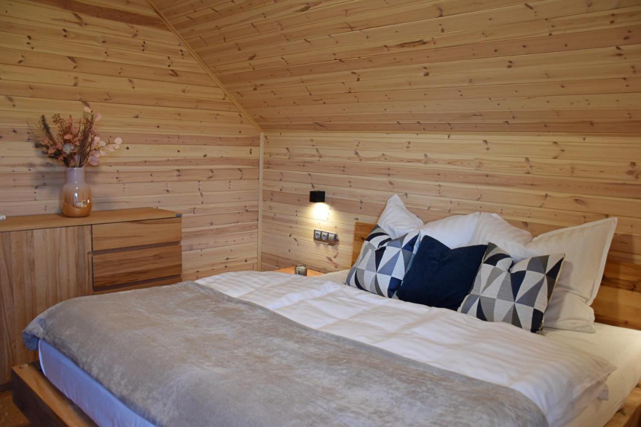 Holiday Home Znojmo W/ Wellness & Wine Екстер'єр фото