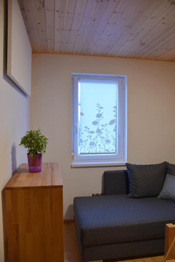 Holiday Home Znojmo W/ Wellness & Wine Екстер'єр фото
