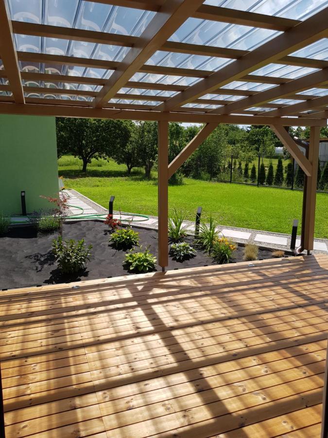 Holiday Home Znojmo W/ Wellness & Wine Екстер'єр фото